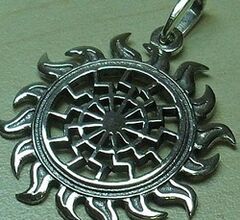 Amulet brings good luck and prosperity