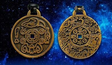 Royal amulet that brings good luck and prosperity